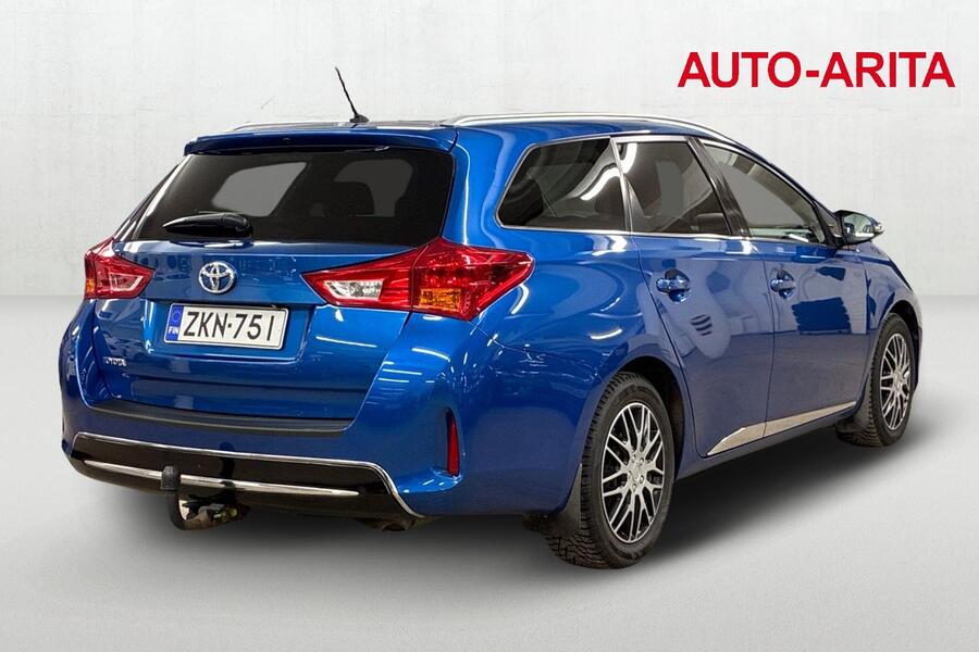 Toyota Auris vaihtoauto