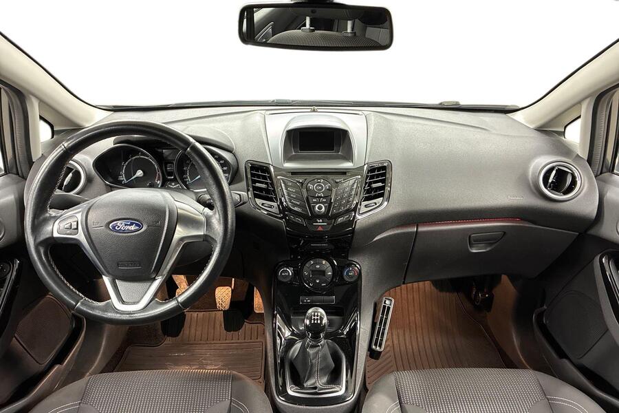 Ford Fiesta vaihtoauto