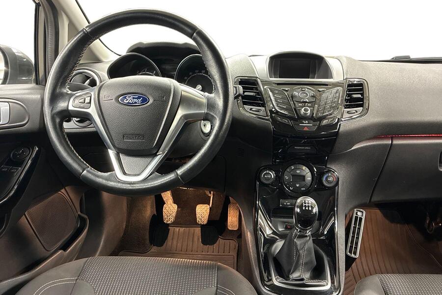 Ford Fiesta vaihtoauto