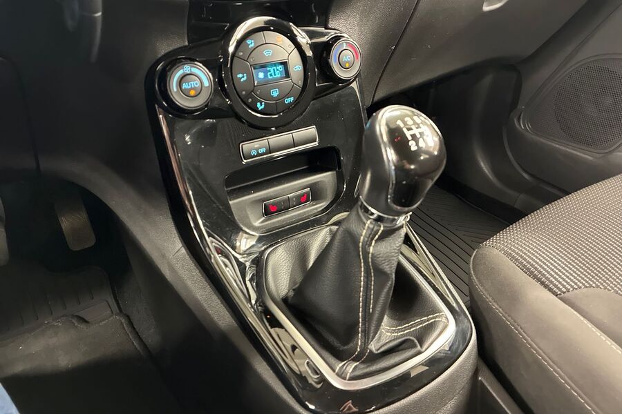 Ford Fiesta vaihtoauto