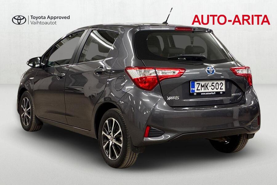 Toyota Yaris vaihtoauto