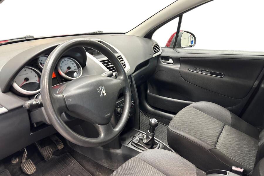 Peugeot 207 vaihtoauto