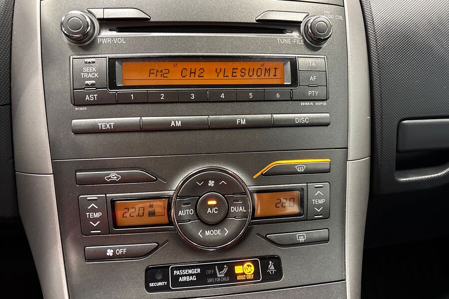 Toyota Auris vaihtoauto