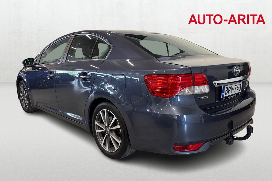 Toyota Avensis vaihtoauto