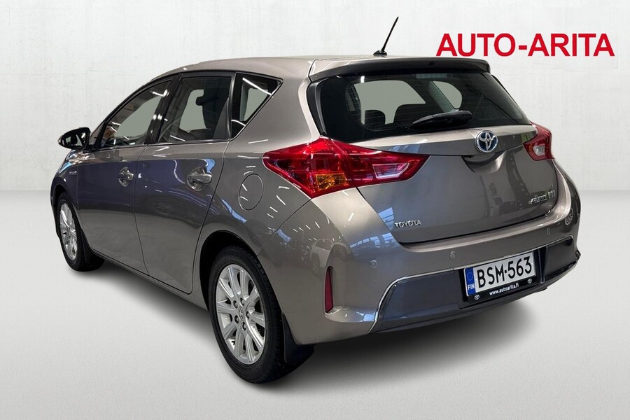 Toyota Auris vaihtoauto