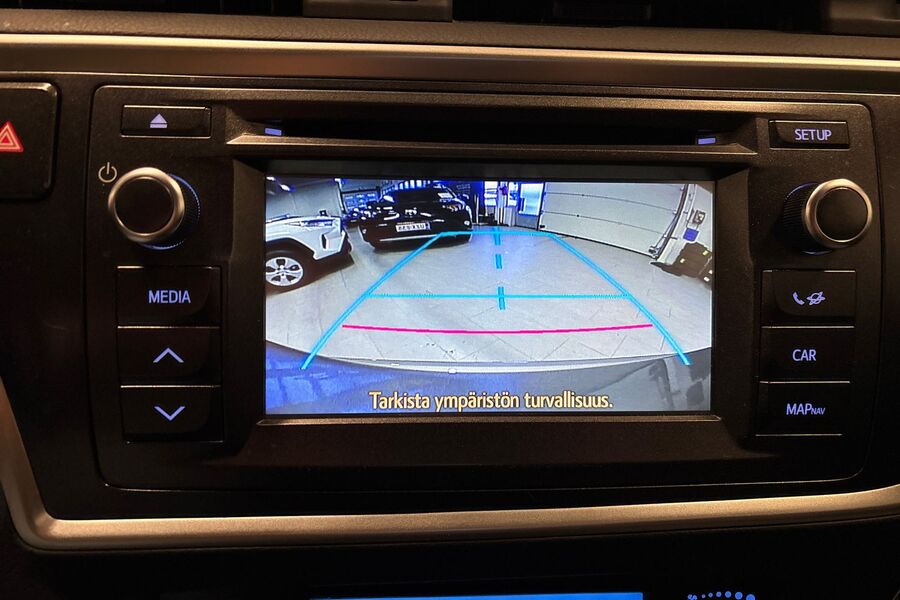 Toyota Auris vaihtoauto