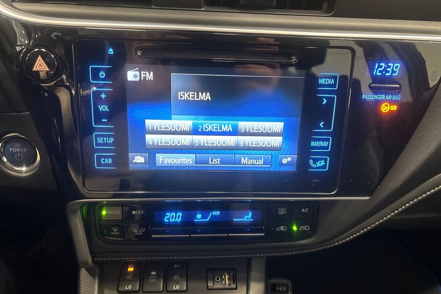 Toyota Auris vaihtoauto