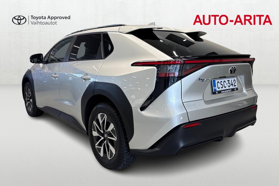Toyota bZ4X vaihtoauto