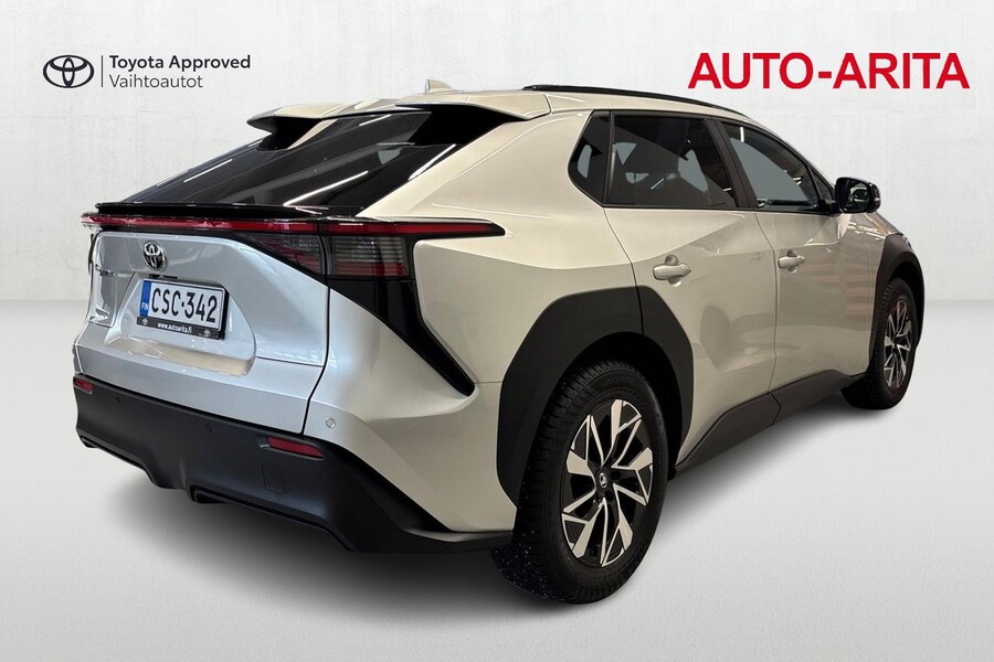 Toyota bZ4X vaihtoauto