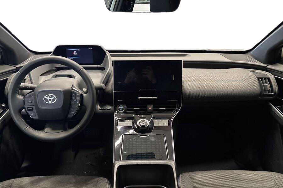 Toyota bZ4X vaihtoauto