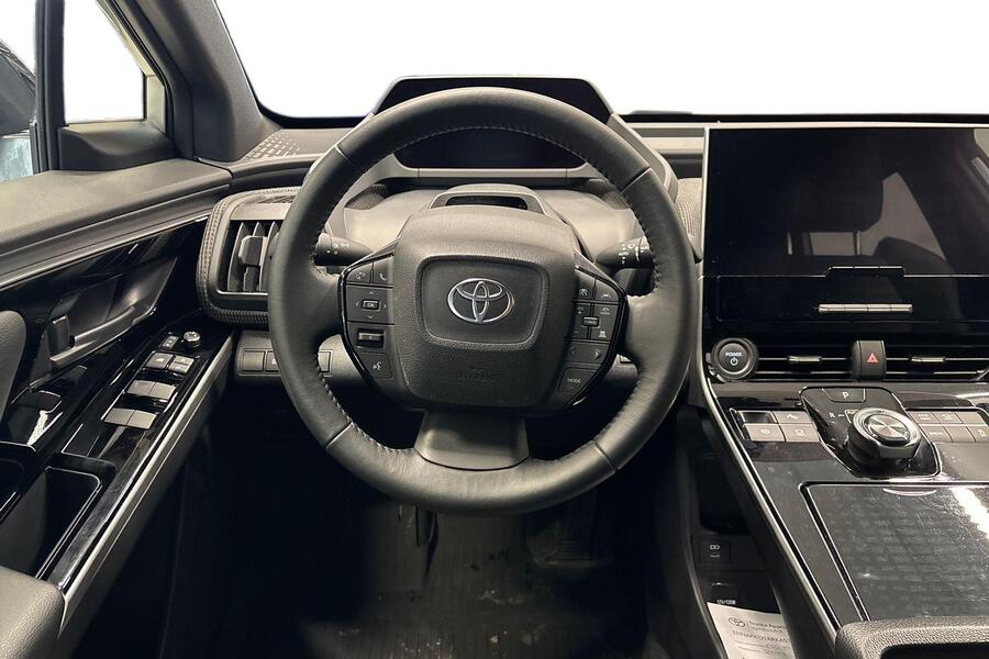 Toyota bZ4X vaihtoauto