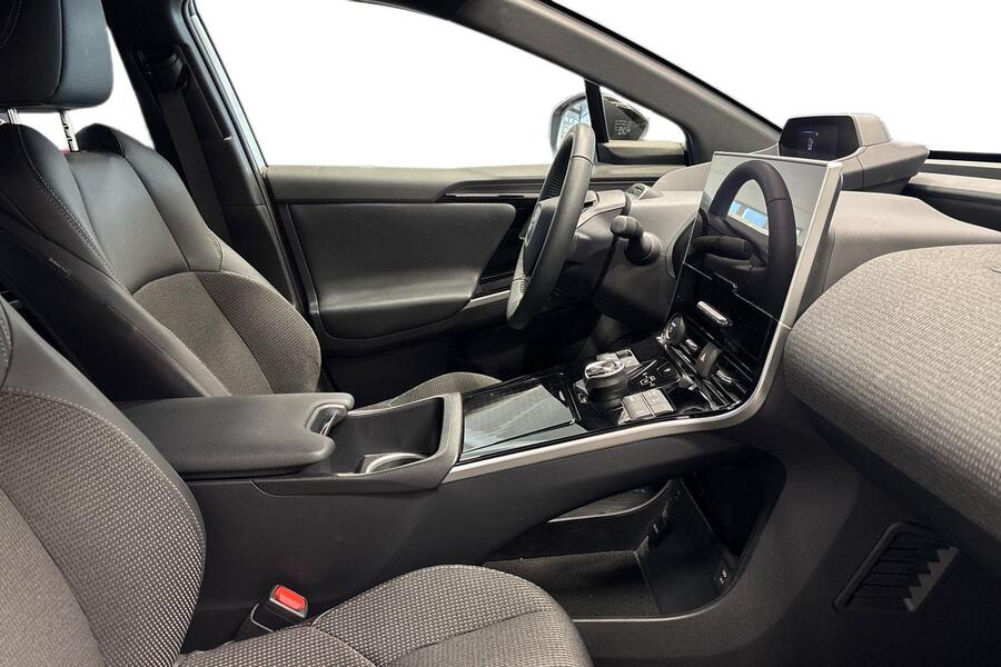 Toyota bZ4X vaihtoauto