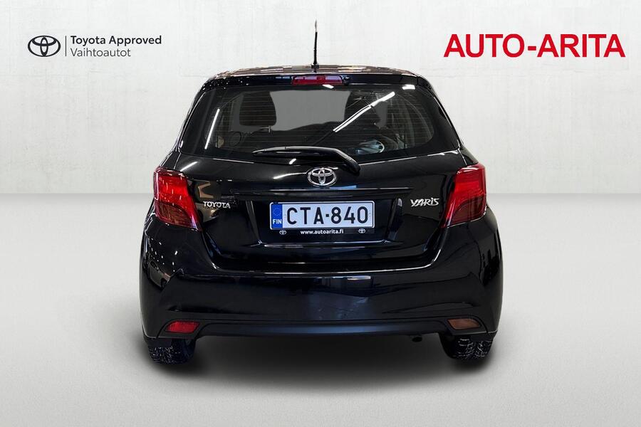 Toyota Yaris vaihtoauto