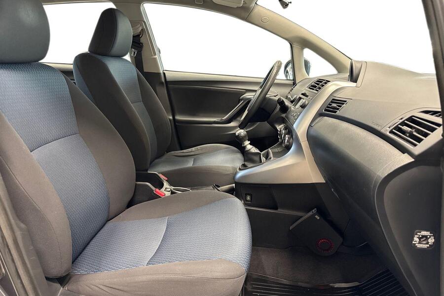 Toyota Verso vaihtoauto