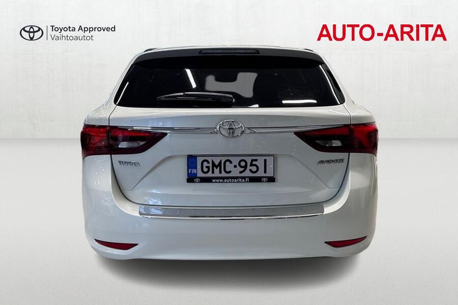 Toyota Avensis vaihtoauto