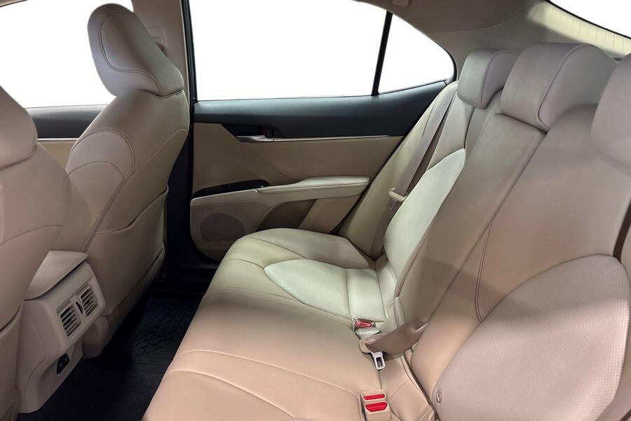 Toyota Camry vaihtoauto