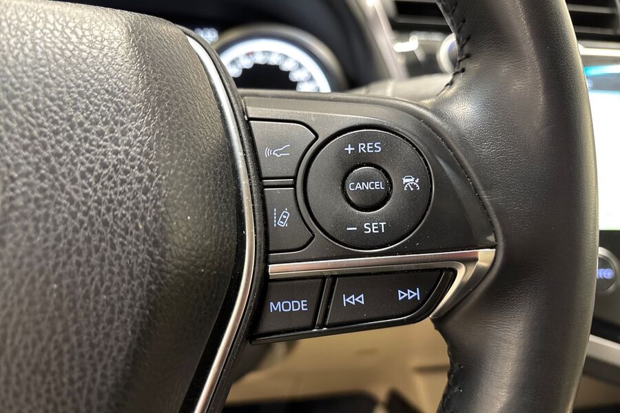 Toyota Camry vaihtoauto