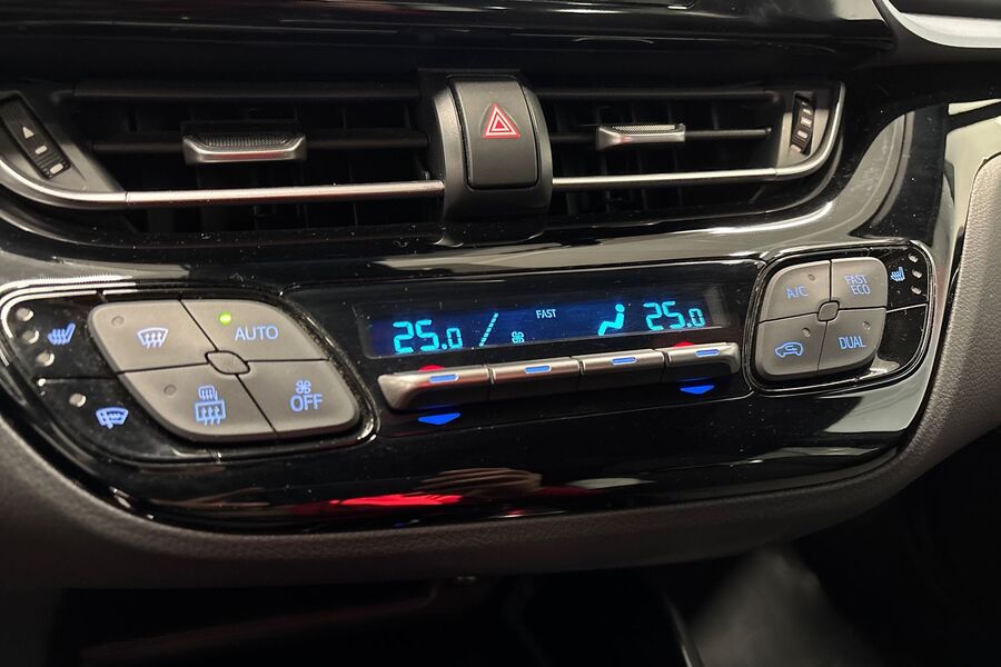 Toyota C-HR vaihtoauto