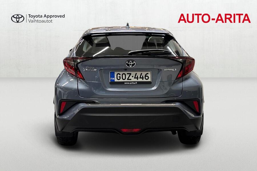 Toyota C-HR vaihtoauto