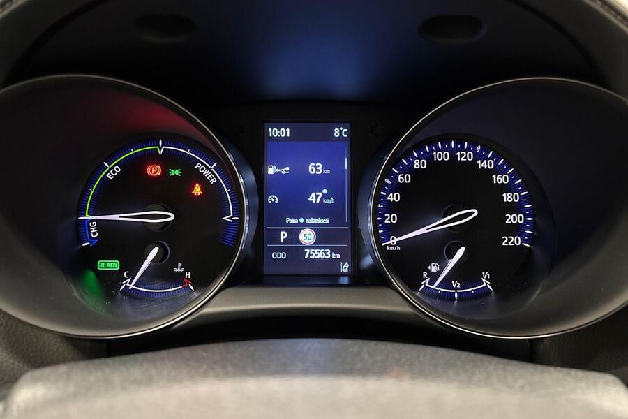 Toyota C-HR vaihtoauto