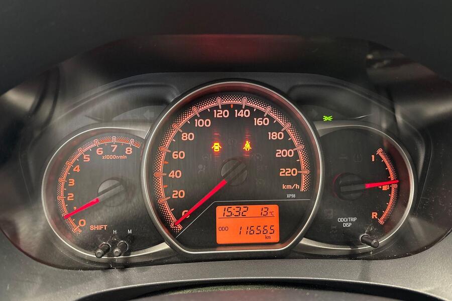 Toyota Yaris vaihtoauto