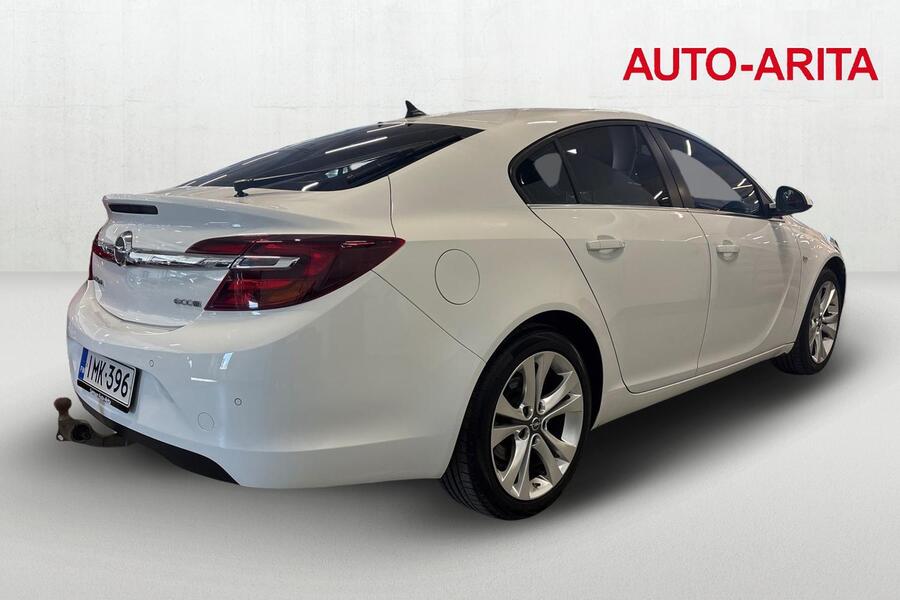 Opel Insignia vaihtoauto
