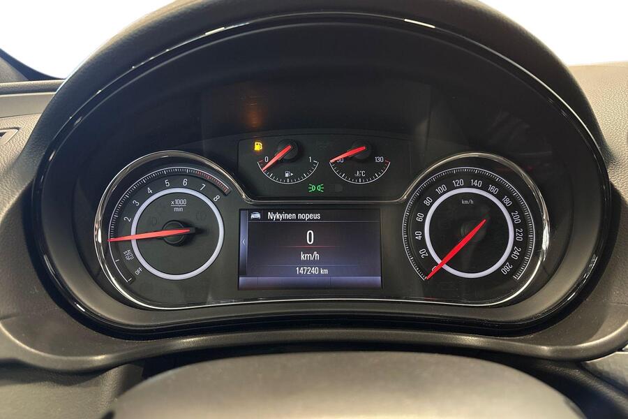 Opel Insignia vaihtoauto