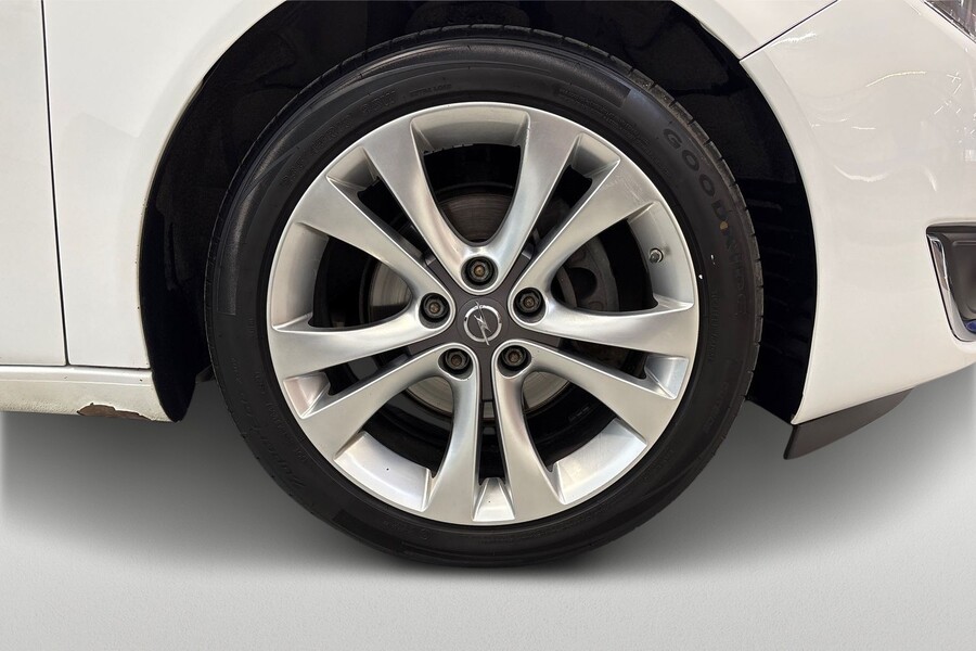 Opel Insignia vaihtoauto