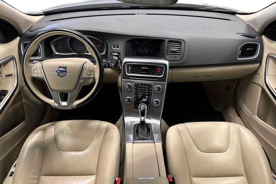 Volvo V60 Cross Country vaihtoauto