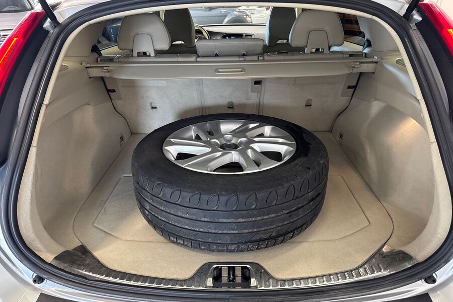 Volvo V60 Cross Country vaihtoauto