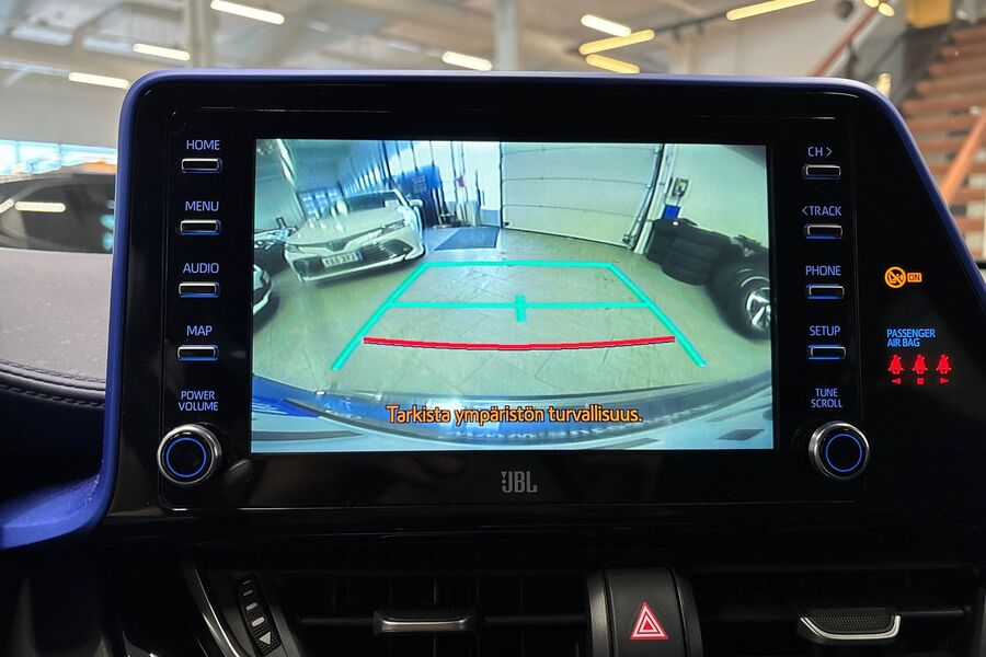 Toyota C-HR vaihtoauto