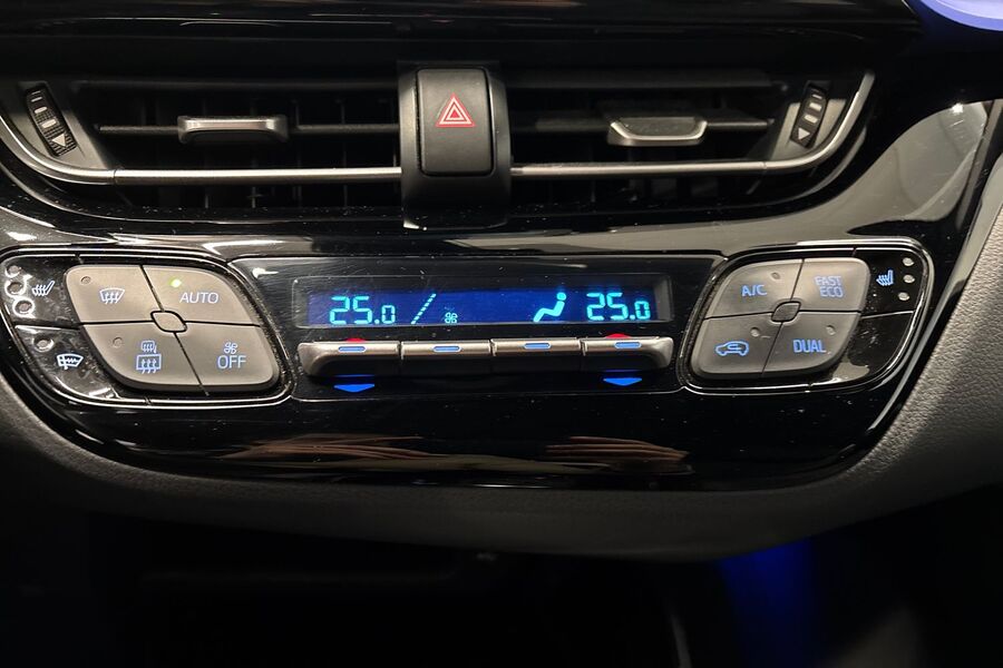 Toyota C-HR vaihtoauto