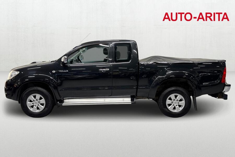 Toyota Hilux vaihtoauto