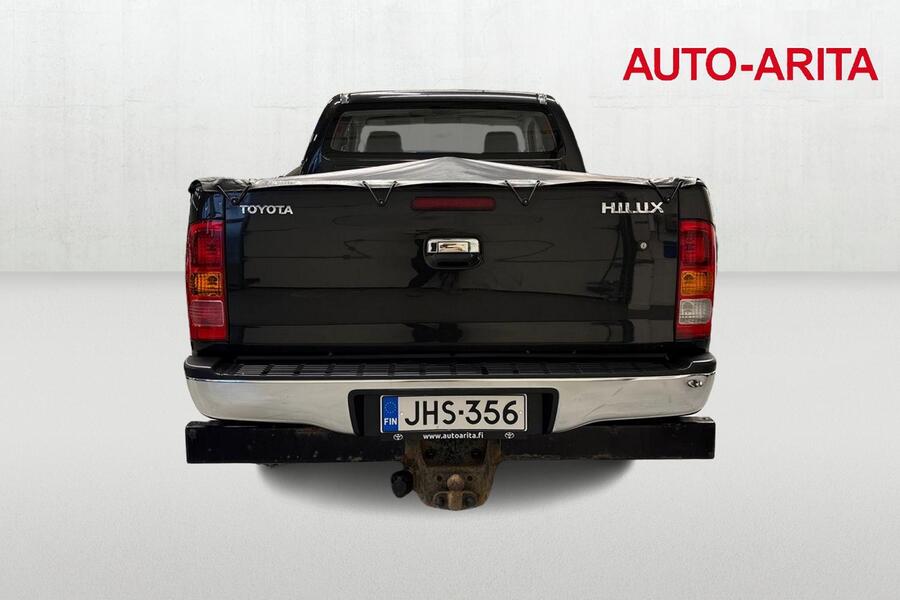 Toyota Hilux vaihtoauto