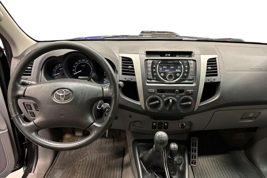 Toyota Hilux vaihtoauto