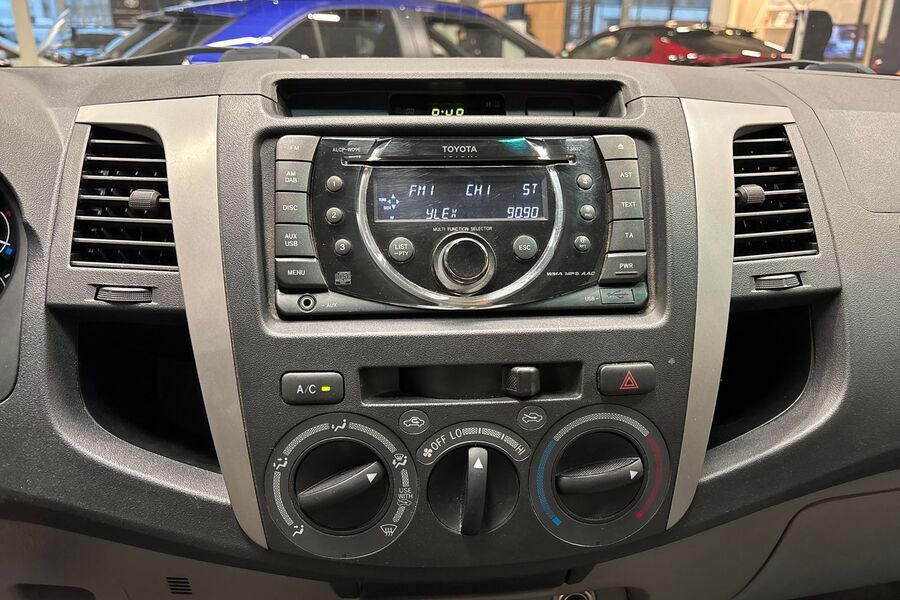 Toyota Hilux vaihtoauto