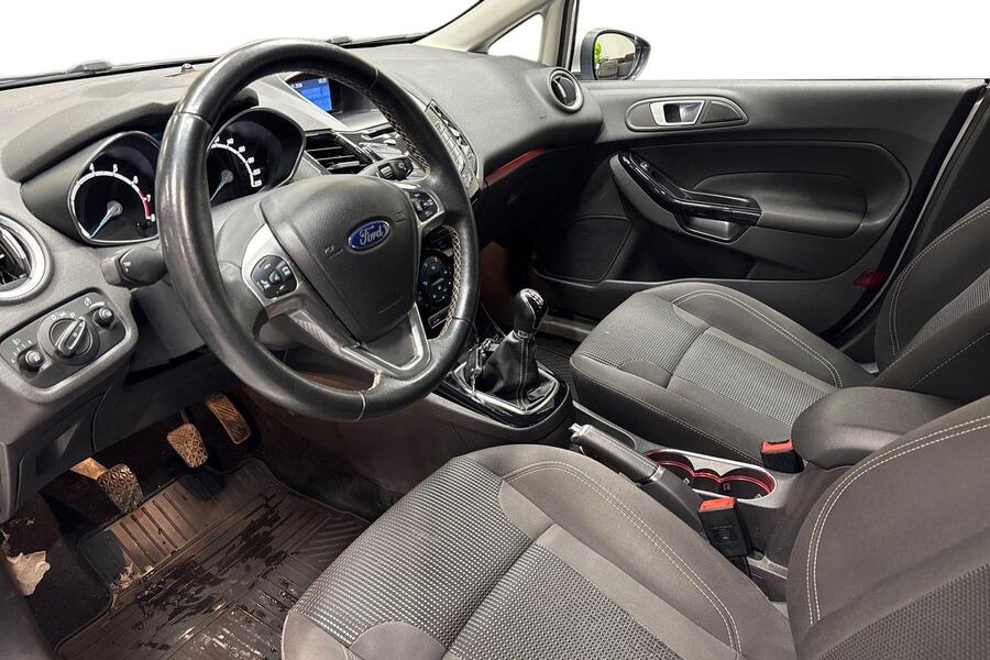 Ford Fiesta vaihtoauto