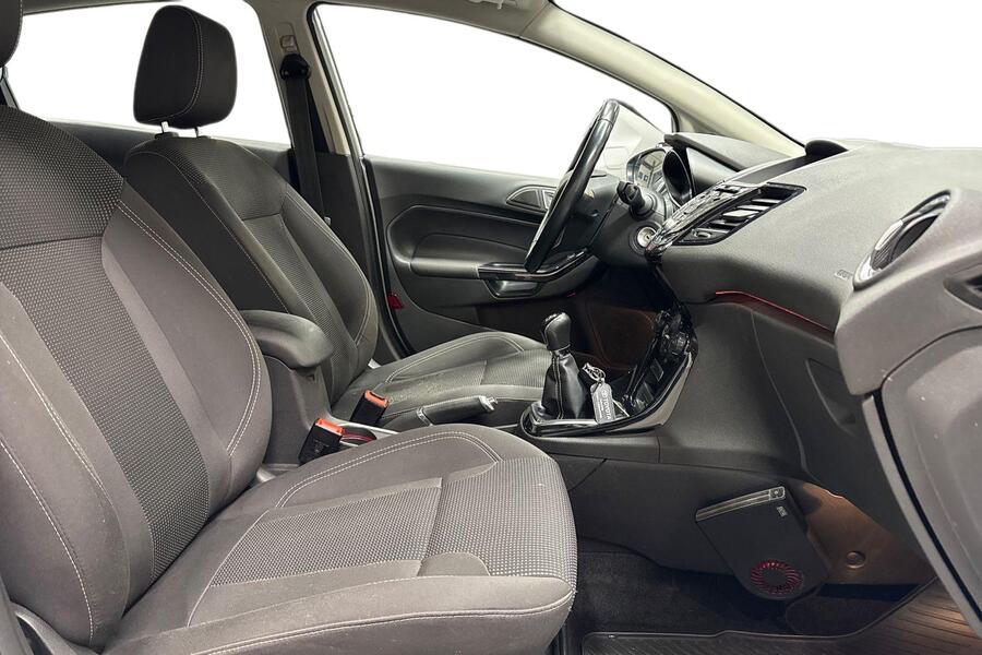 Ford Fiesta vaihtoauto