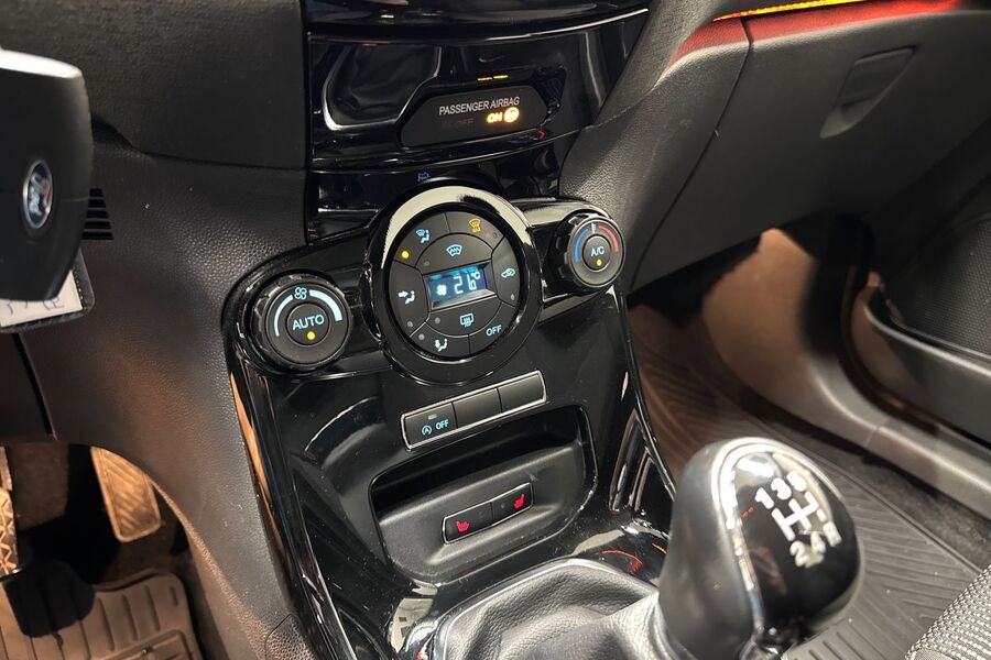 Ford Fiesta vaihtoauto