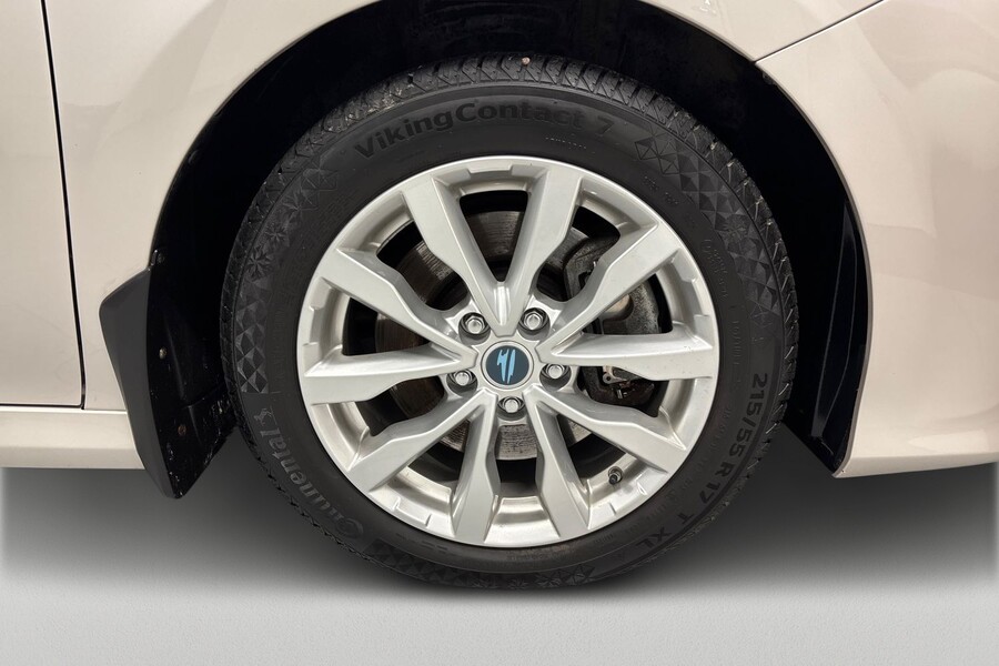 Toyota Camry vaihtoauto