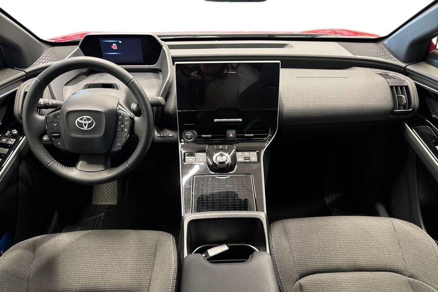 Toyota bZ4X vaihtoauto