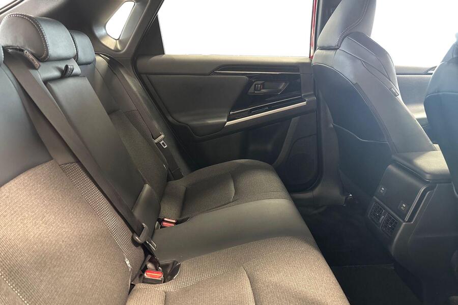 Toyota bZ4X vaihtoauto