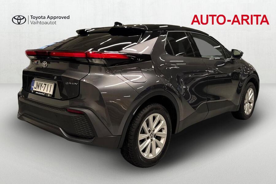 Toyota C-HR vaihtoauto