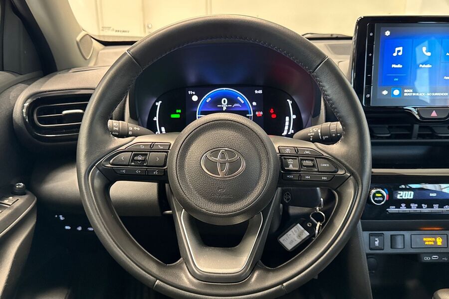 Toyota Yaris Cross vaihtoauto