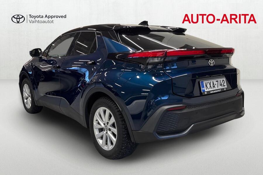 Toyota C-HR vaihtoauto