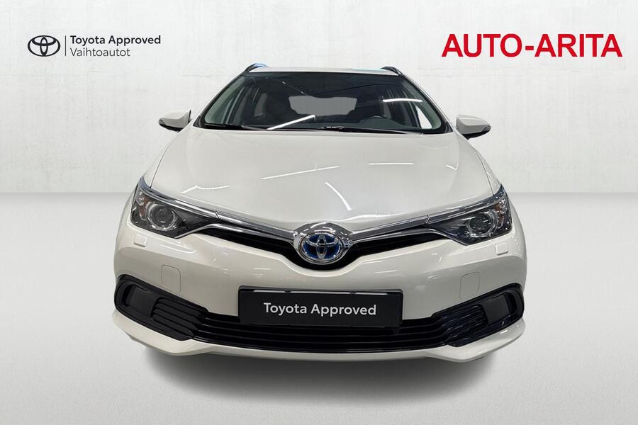 Toyota Auris vaihtoauto