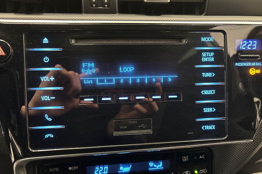 Toyota Auris vaihtoauto