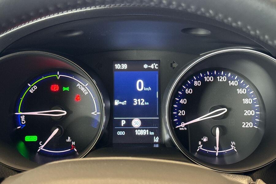 Toyota C-HR vaihtoauto