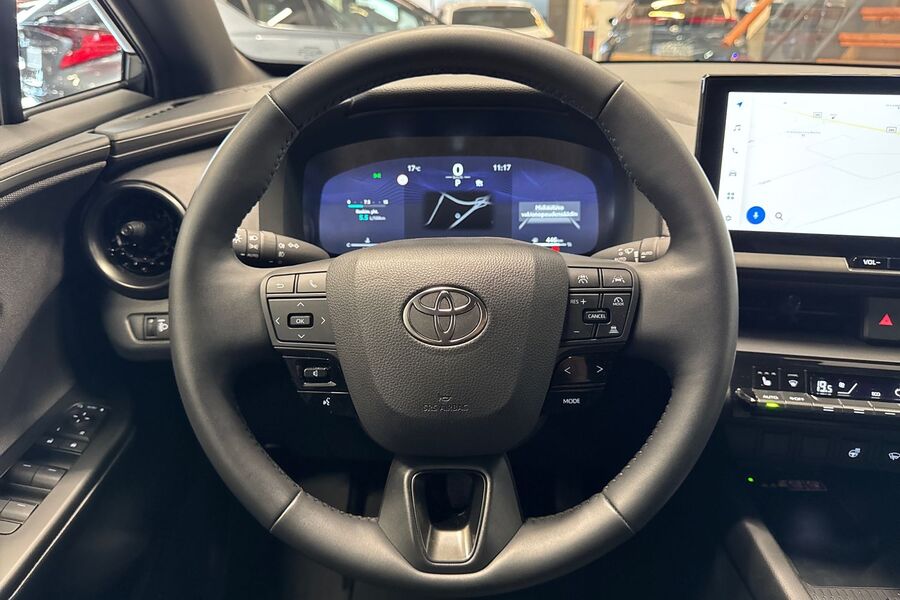 Toyota C-HR vaihtoauto