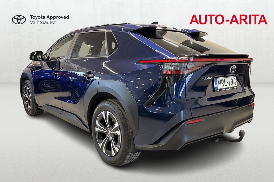 Toyota bZ4X vaihtoauto